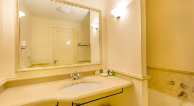 Двухместный номер Standard Цокольный этаж Hotel Cala Lunga