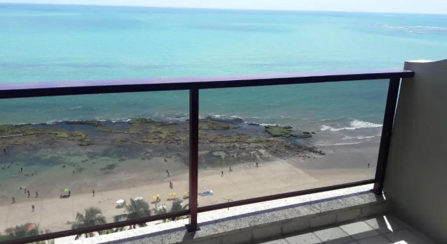 Апартаменты с балконом и с видом на море Flat Edf Golden Beach