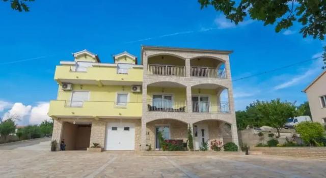 Коттедж Holiday House Balen With Swimming Pool