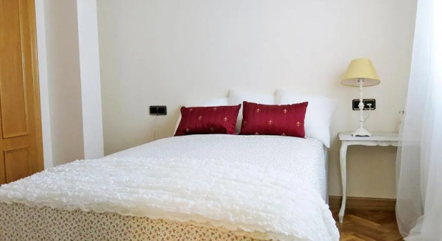 Апартаменты Almaden Apartment