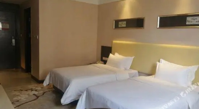Jinying Hotel, Boek Hotel Hotels in Guangdong met parkeren, Parkeren