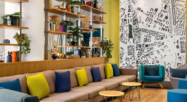 Vienna House Easy by Wyndham Cracow, Забронировать Отель Отели Кракова 3 звезды, рядом с Ботанический сад Ягеллонского университета, 3*