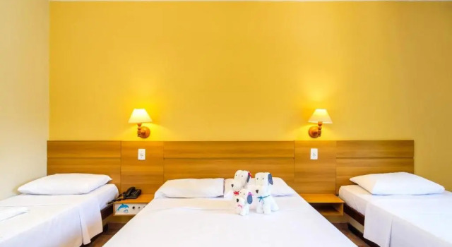 Четырёхместный номер Standard Hotel Ponta das Toninhas