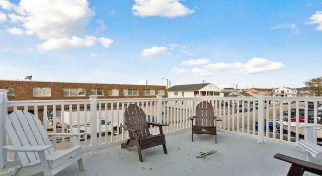 Апартаменты Catch some Rays Parking 2 blocks from Beach