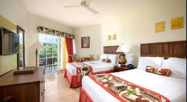 Двухместный номер Superior с балконом и с видом на океан Coyaba Beach Resort