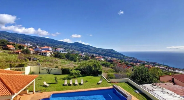 Villa Baradaye by Atlantic Holiday