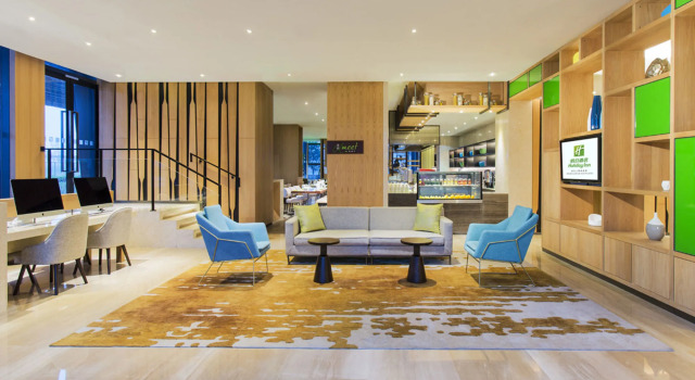Holiday Inn Nanjing Qinhuai South Suites, an IHG Hotel, Prenota Hotel Hotel a Jiangsu con colazione, Colazione