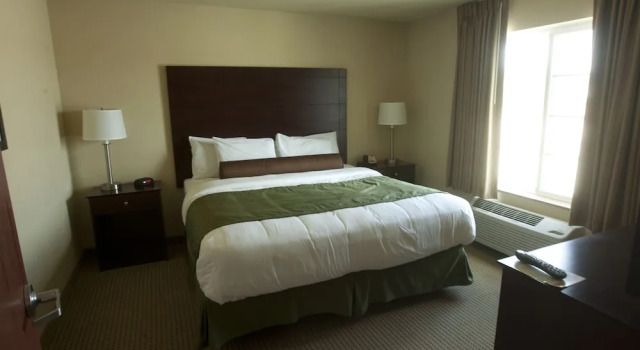 Двухместный люкс Cobblestone Inn & Suites - Brillion