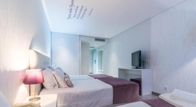 Трёхместный номер Standard Costa de Prata Hotel