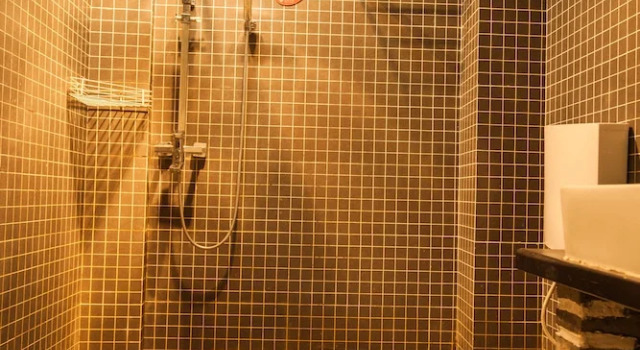 Кровать в общем номере ShangriLa Free Life Youth Hostel