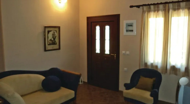 Amazing Home in Agios Andreas Astros With 2 Bedrooms, Rezerwuj Hotel Hotele w Arcadia z parkingiem, Parking