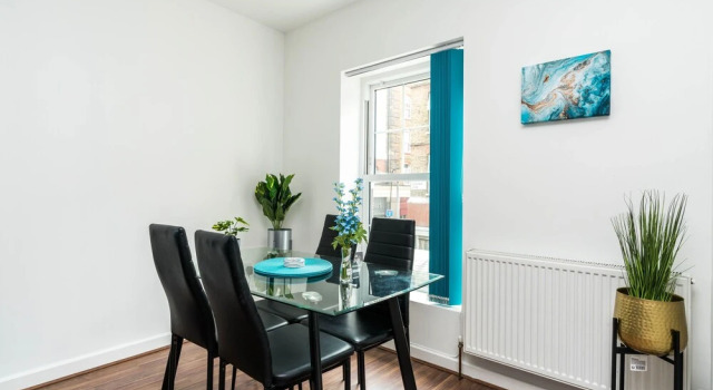 Contemporary 2BD Flat Bloomsbury Central London, Забронировать Отель Лондон Большой Лондон, рядом с Картезианский монастырь