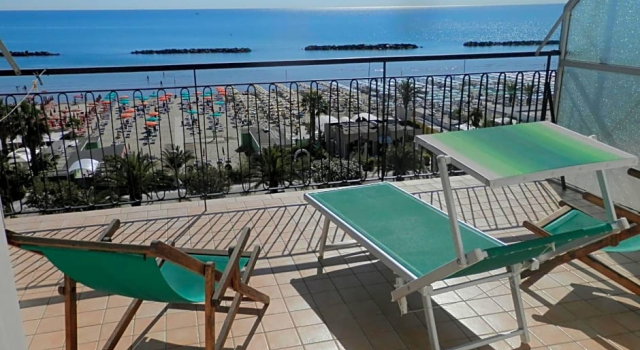 Bed  Breakfast Attico Mare, Rezervovat Hotel San Benedetto del Tronto 