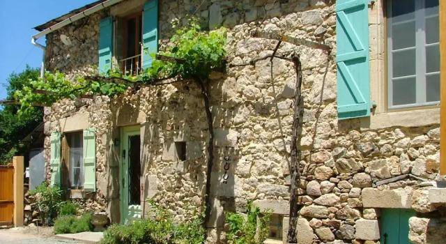 House With 2 Bedrooms in Sanvensa, With Enclosed Garden and Wifi, Book Hotel Sanvensa Aveyron