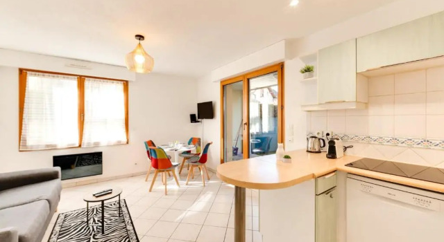 Апартаменты Villa Pasteur - Apartment for 4 pers by the Lake