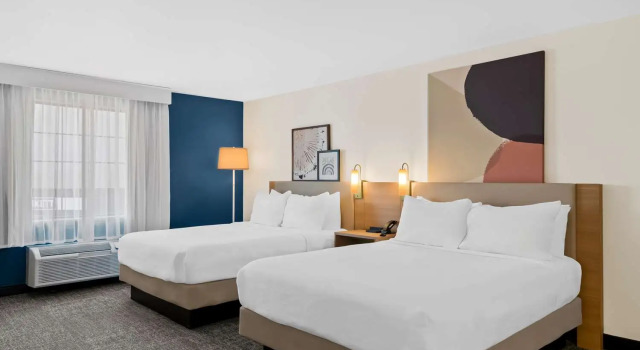 Четырёхместный номер Standard Spark by Hilton Wichita Falls