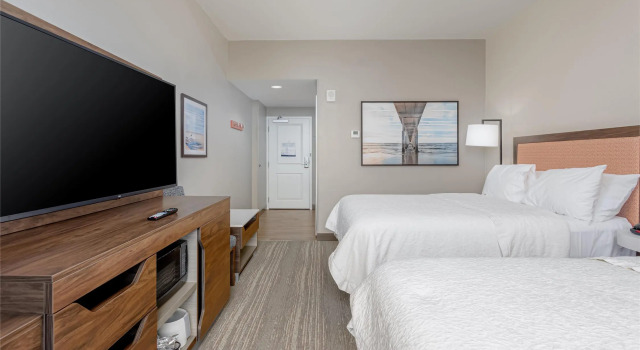Четырёхместный номер Standard Hampton Inn & Suites - Orange Beach