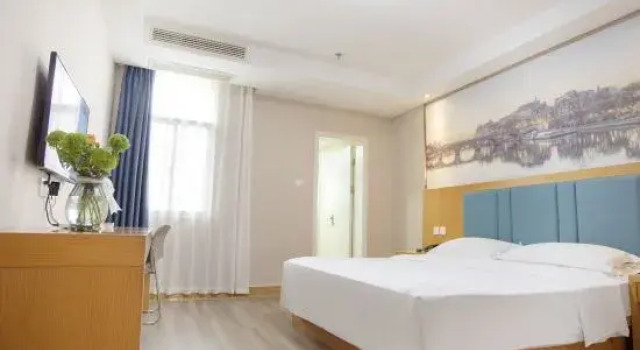 Violet Boutique Hotel