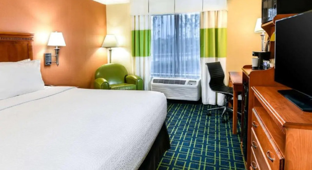 Номер Standard SureStay Hotel by Best Western Ontario Airport