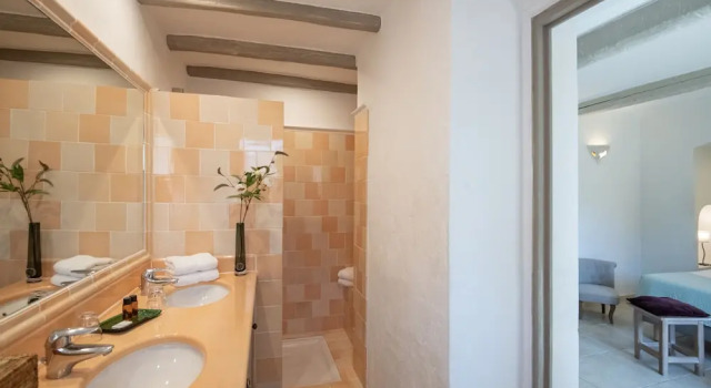 Двухместный номер Comfort Hotel Les Messugues