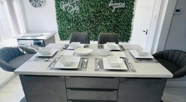 Коттедж Perfect 3 Bedroom Home - Contractors & Families