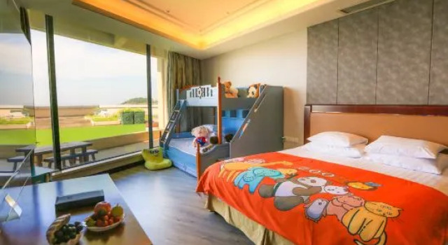 Семейный люкс New Century Resort Wenzhou Golden Coast