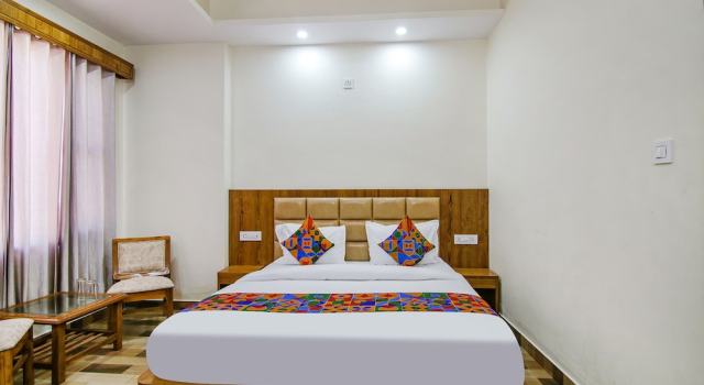 Fabhotel Himalayan Park