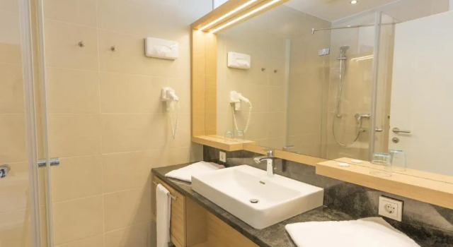 Номер Comfort Strandhotel Kärntnerhof