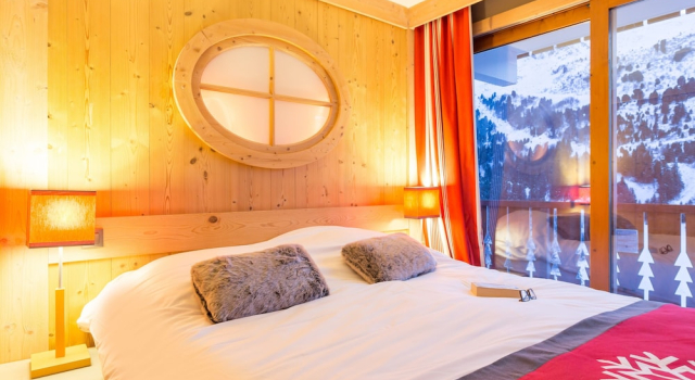 Апартаменты с 2 комнатами с балконом Pierre & Vacances Résidence premium Les Crêts