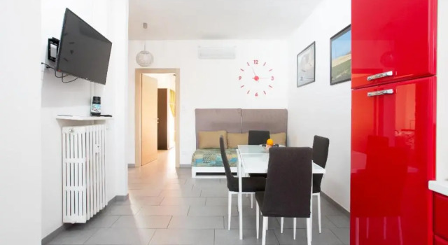 Attico con garage coperto, Prenota Hotel Torino Piemonte, vicino a Stazione metro Racconigi