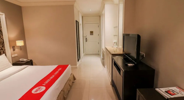 NIDA Rooms Gateway Sukhumvit 46, Забронировать Отель Отели Бангкока с бассейном, Бассейн