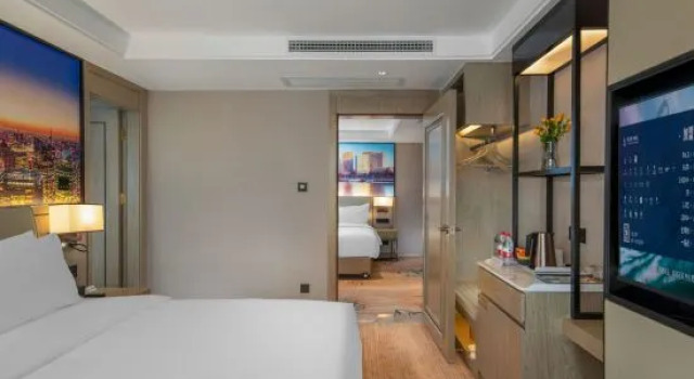 Люкс Deluxe Vienna Hotel (Guangzhou Conghua Taiping Subway Station)