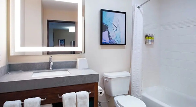 Двухместный люкс c 1 комнатой Candlewood Suites Lake Charles-Sulphur by IHG