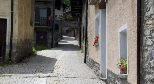 Maison Perron CIR- VDA-LATHUILE-N0062, Забронировать Отель Ла-Тюиль Mont Blanc - Italy