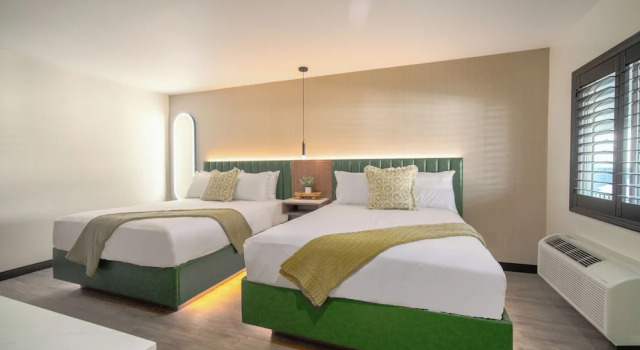 Двухместный семейный номер Standard LYFE INN & SUITES by AGA- North Hollywood Near Universal Studios