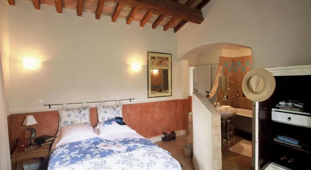 Une Campagne En Provence, Book Pension Hoteller i Bras med parkering, Parkering