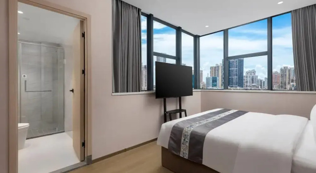 Days Inn by Wyndham Zhuhai Qinglv Road, Забронировать Отель Отели Гуандун 4 звезды, 4*