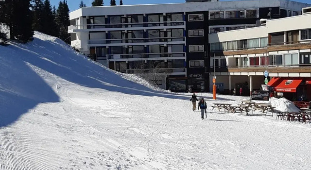Апартаменты Studio au pieds des pistes