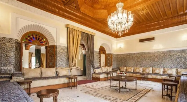 Villa London