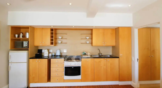 Village Apartment Apartment Large c 1 комнатой Camps Bay Village - Beach View Apartments