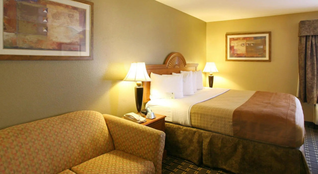 Номер Standard Best Western Zachary Inn