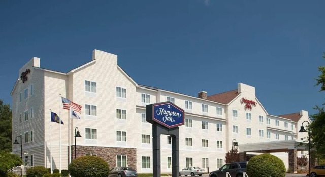 Люкс Hampton Inn Nashua