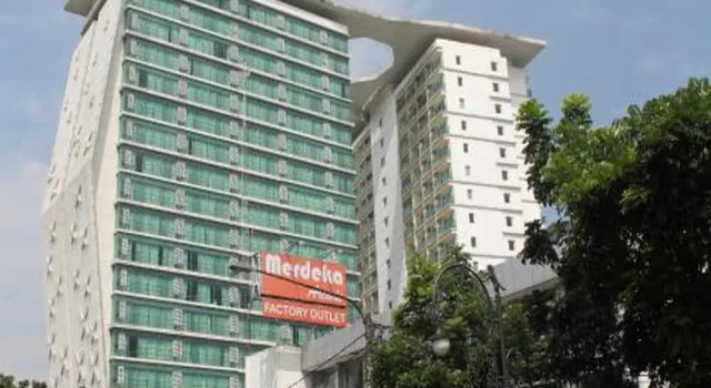Capital O 93636 La Grande Apartment By UJM