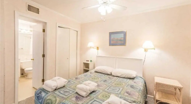 Beach & Tennis Admirals Row 107, 1 Bedroom, Ocean View, 2 Pools, Sleeps 4, Забронировать Отель Отели Хилтон-Хед-Айленд с бассейном, рядом с Прибрежный парк Folly Field Beach Park, Бассейн