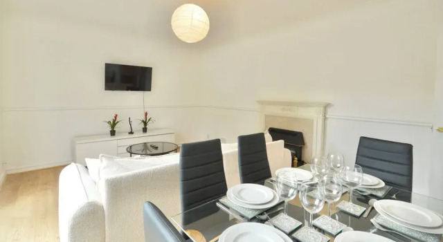 Коттедж Greenwich Retreat - 4bed Home