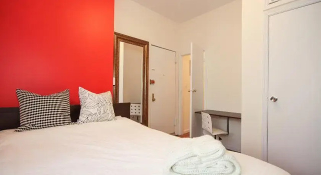 Upper West: Central Park Duplex, Забронировать Отель Нью-Йорк Нью-Йоркская агломерация, рядом с Станция метро 116th Street IND Eighth Avenue Line