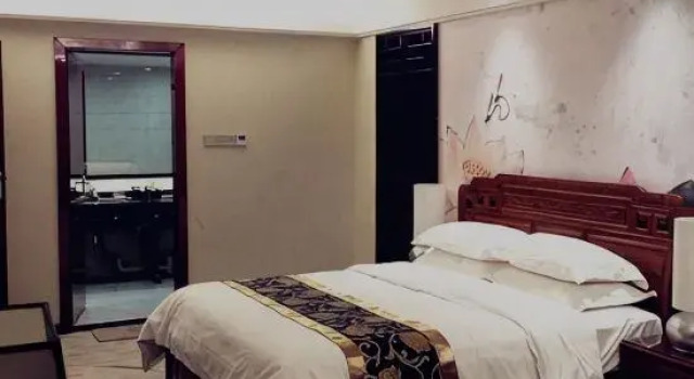Люкс Deluxe Bohuang Hotel