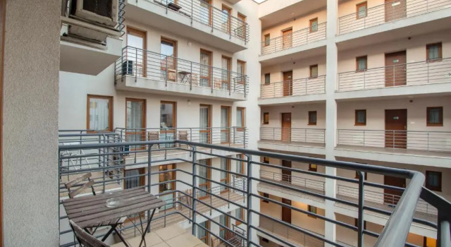 Студия с видом на сад Prince Apartments