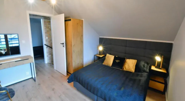 Large, 2-story Holiday Home, Sauna, Jacuzzi