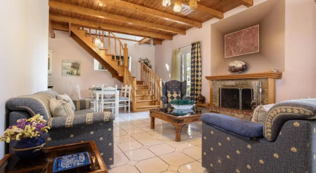 Ilenia's 3 Bedroom House With Private Pool